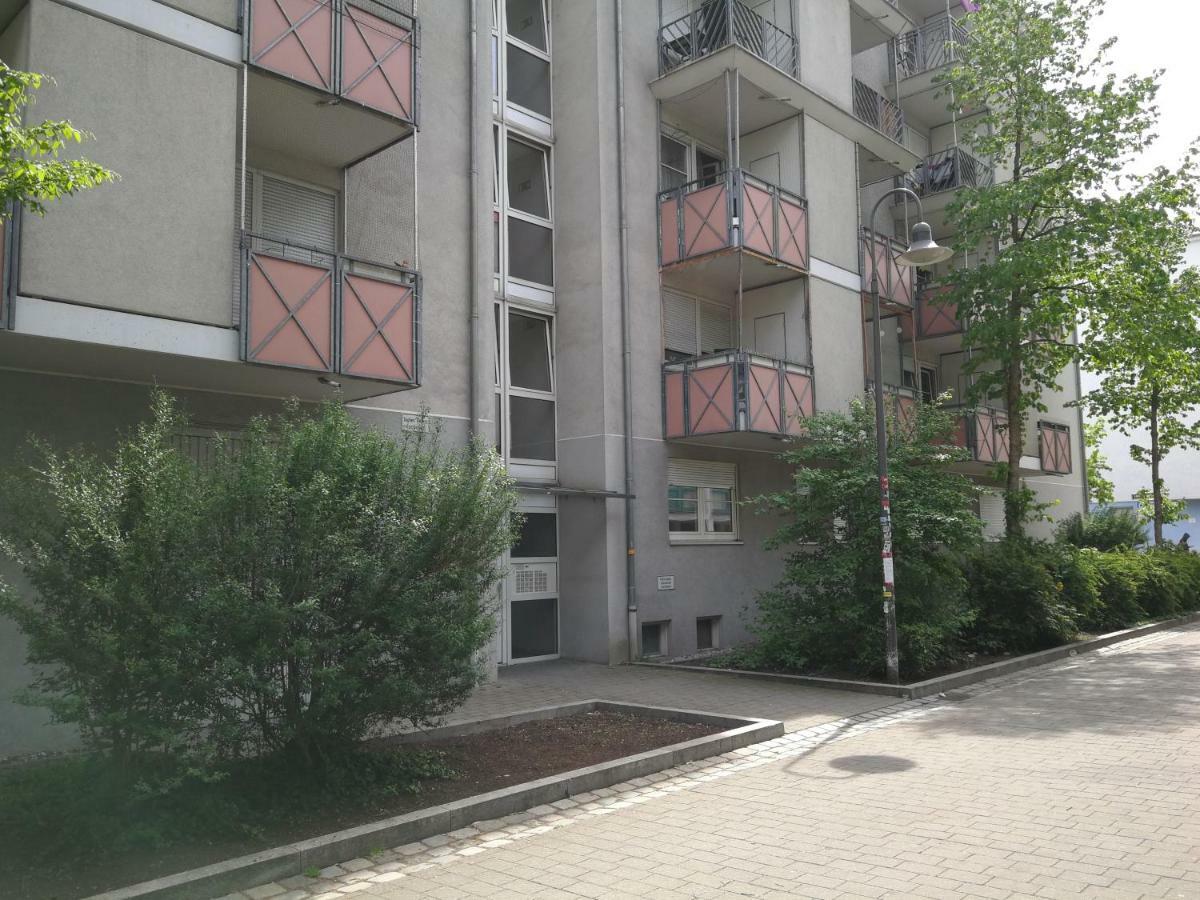 Quiet City-Apt, 4min City-Center, 18min Fair Nürnberg!!! Exterior foto